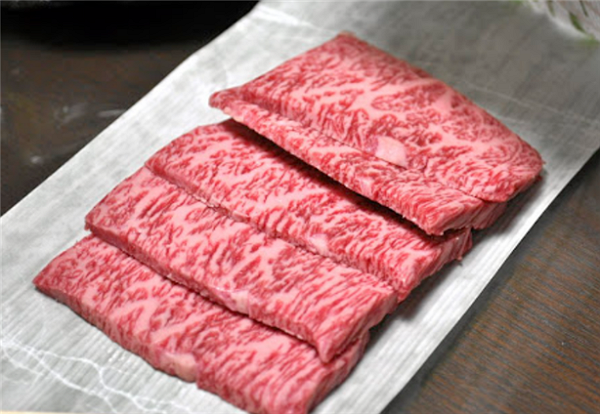 와규 쇠고기 (WAGYU BEEF)